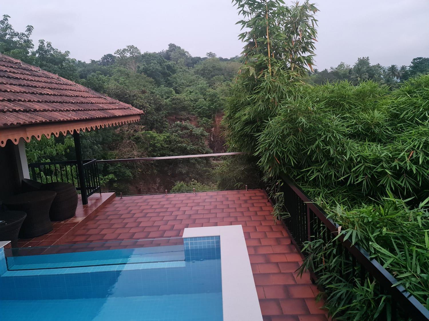Athirapally Green Trees Athirappilly Exteriör bild
