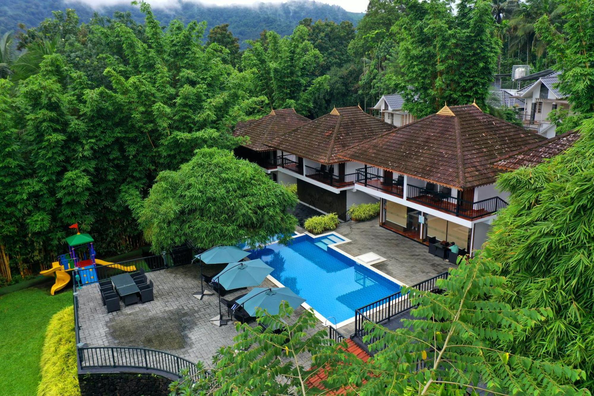 Athirapally Green Trees Athirappilly Exteriör bild